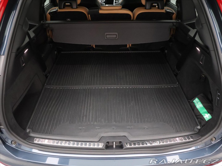 Volvo XC90 2,0 B5 173kW AWD Plus Bri 2024