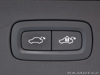 Volvo XC90 2,0 B5 173kW AWD Plus Bri 2024