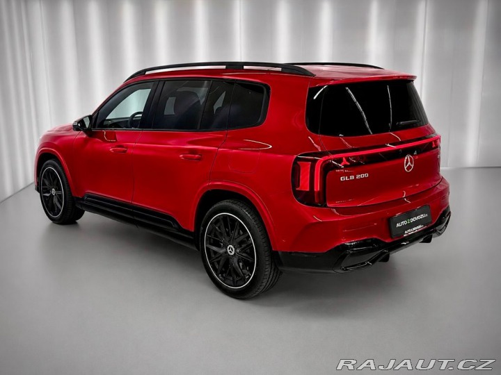 Mercedes-Benz GLB 8G-eDCT 4MATIC AMG, PANOR 2026