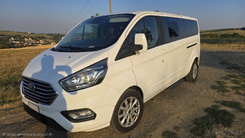 Ford Tourneo Custom 2,0 L2 prodloužený