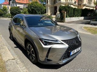 Lexus Ostatní modely UX 250h 2,0 hybrid .E-CVT 2024