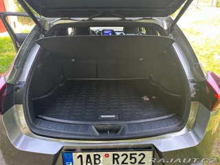 Lexus Ostatní modely UX 250h 2,0 hybrid .E-CVT 2024