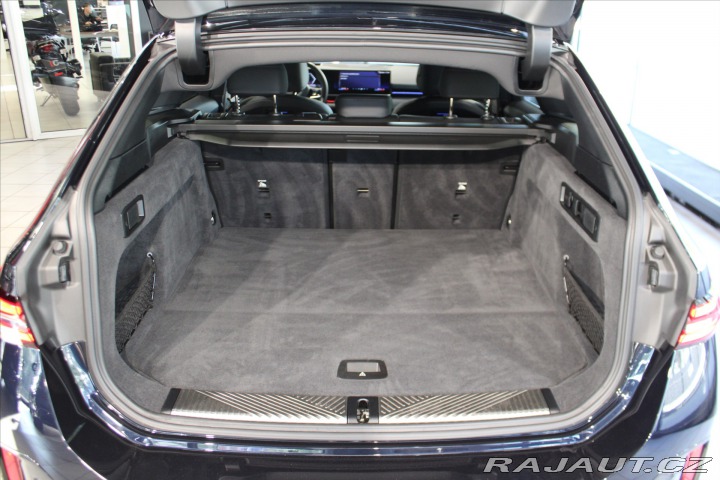 BMW 5 520d xDrive M Sport Pro D 2025
