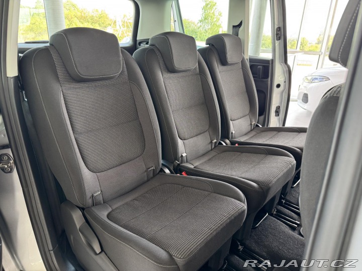 Volkswagen Sharan 2,0TDI 110kW*DSG*Tažné*DP 2017