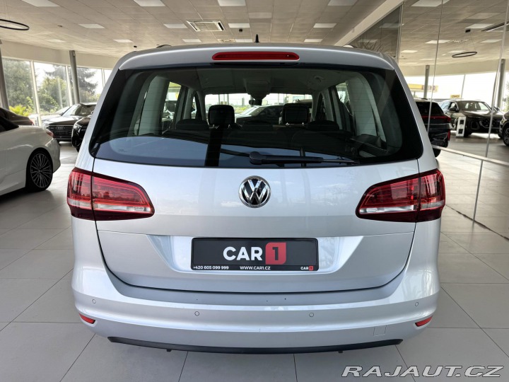 Volkswagen Sharan 2,0TDI 110kW*DSG*Tažné*DP 2017