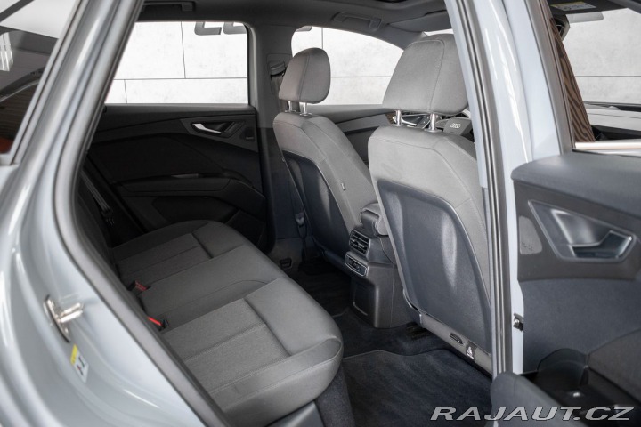 Audi Ostatní modely Q4 e-tron 45*82kWH*QUATTRO*SoH92%*Č 2023
