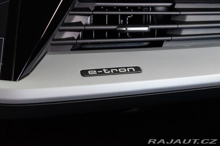 Audi Ostatní modely Q4 e-tron 45*82kWH*QUATTRO*SoH92%*Č 2023