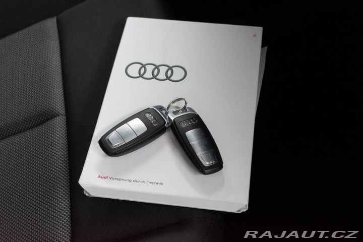 Audi Ostatní modely Q4 e-tron 45*82kWH*QUATTRO*SoH92%*Č 2023