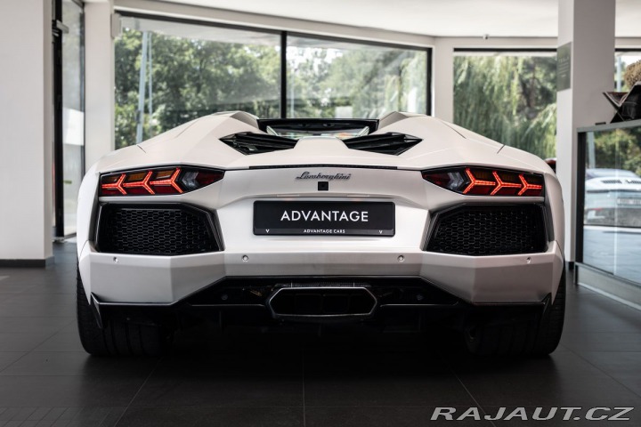 Lamborghini Aventador 2014