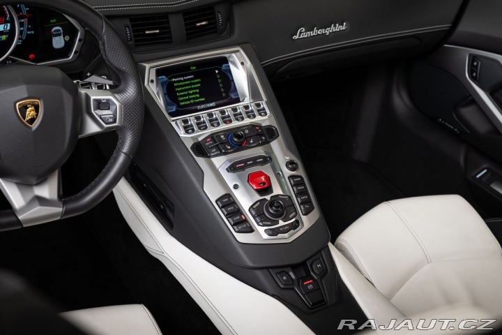 Lamborghini Aventador 2014