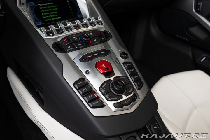 Lamborghini Aventador 2014