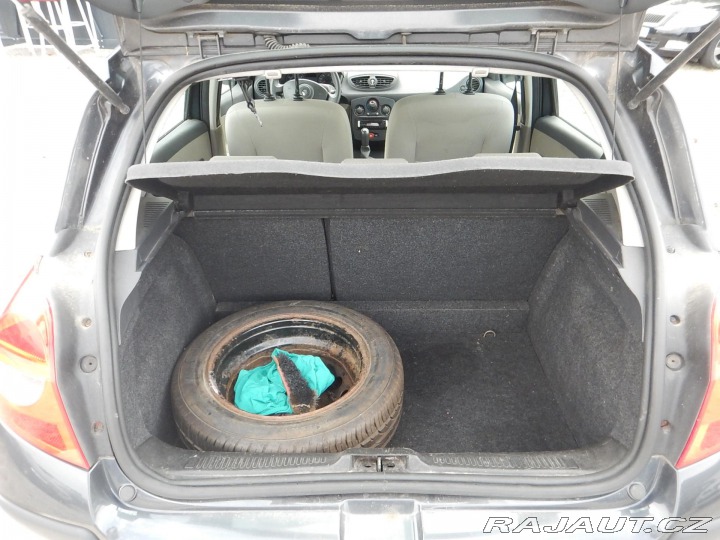 Renault Clio 1.4i, 72 kW, KLIMA 2006