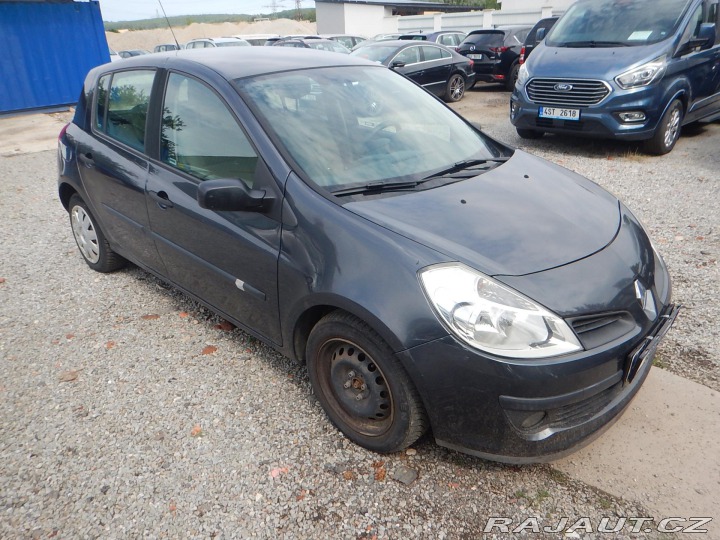 Renault Clio 1.4i, 72 kW, KLIMA 2006