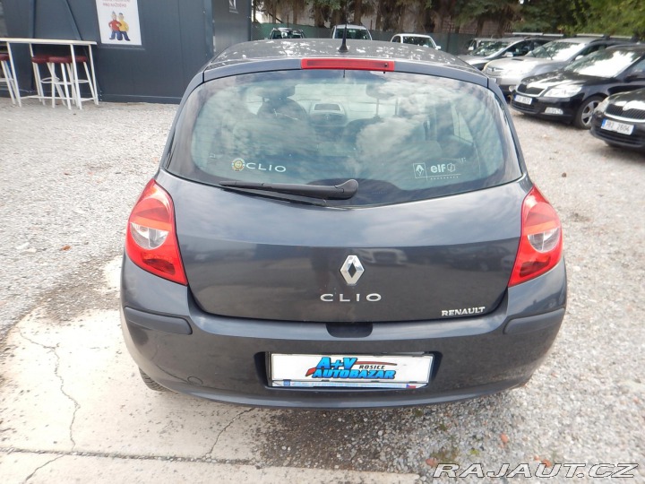 Renault Clio 1.4i, 72 kW, KLIMA 2006
