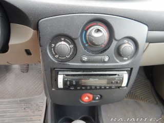 Renault Clio 1.4i, 72 kW, KLIMA 2006
