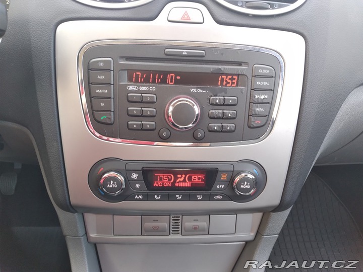 Ford Focus combi 1.6 16V AC,ČR 2010