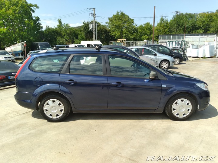 Ford Focus combi 1.6 16V AC,ČR 2010