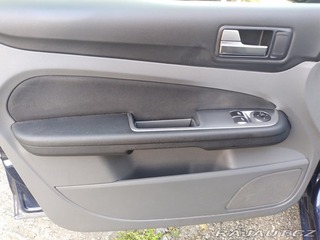 Ford Focus combi 1.6 16V AC,ČR 2010