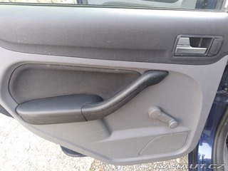 Ford Focus combi 1.6 16V AC,ČR 2010