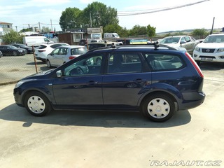 Ford Focus combi 1.6 16V AC,ČR 2010