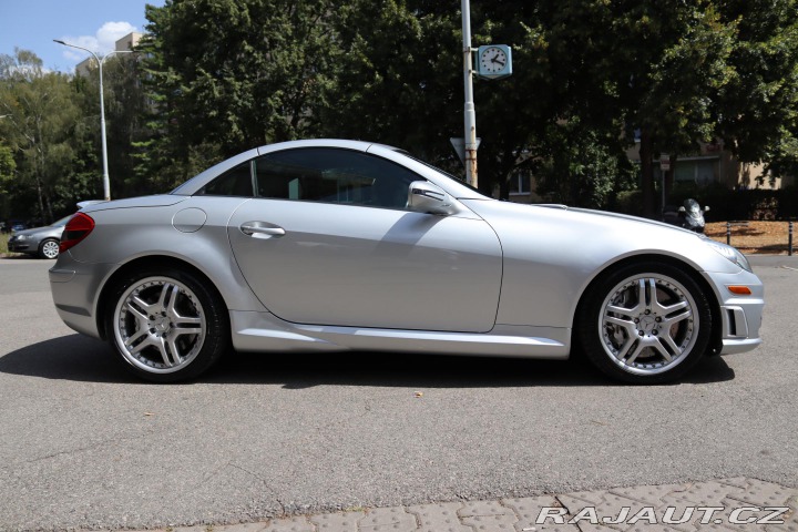 Mercedes-Benz SLK 55 AMG po slevě 50.000 Kč 2008