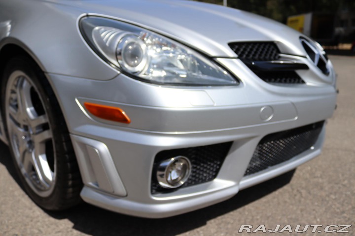Mercedes-Benz SLK 55 AMG po slevě 50.000 Kč 2008