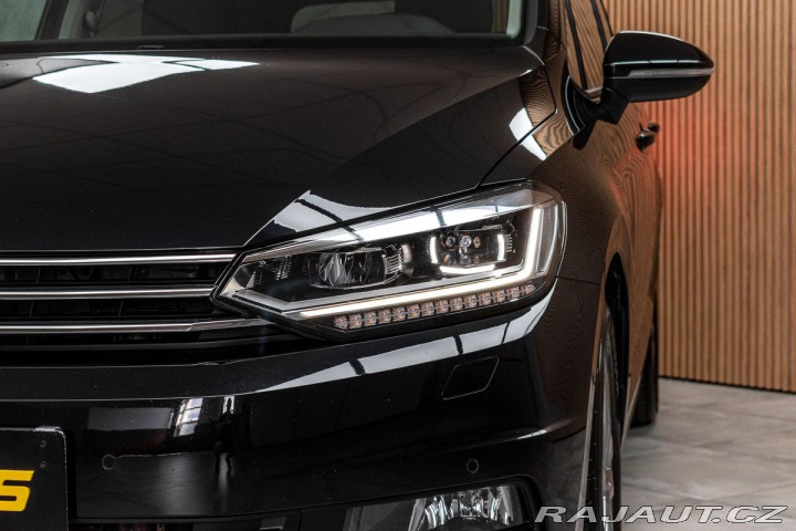 Volkswagen Touran 2.0TDI DSG*TAŽNÉ*7.MÍST*Č 2024