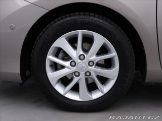 Toyota Auris 1,6 97kW CZ Style Valvema 2013