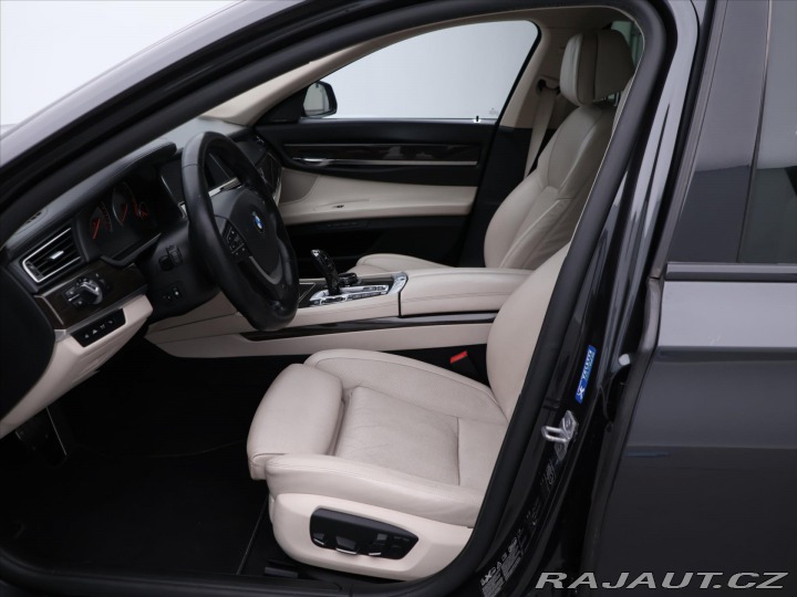 BMW 7 3,0 730d 190kW xDrive 2013