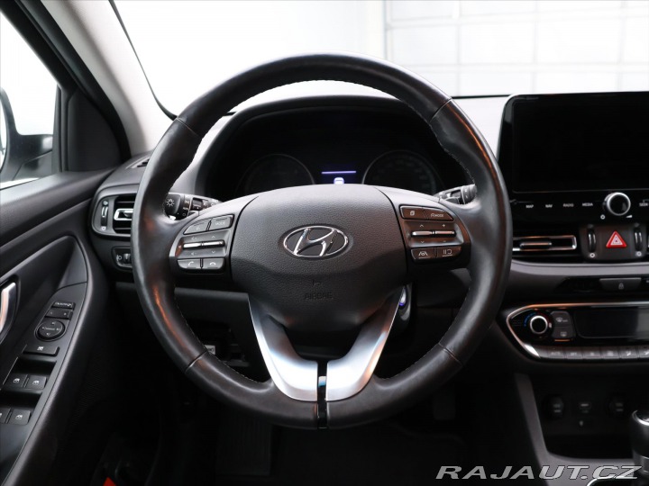 Hyundai i30 1,6 CRDI CZ 1.Maj. DPH 2021