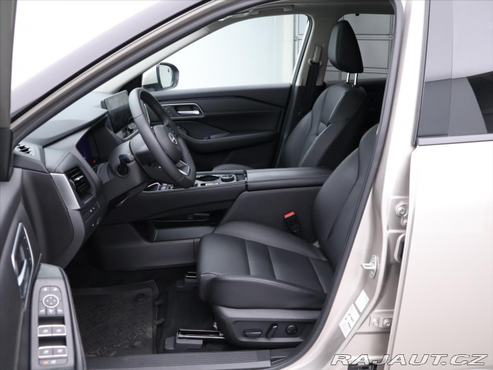 Nissan X-Trail 1,5 e-Power 4WD Tekna CZ 2025