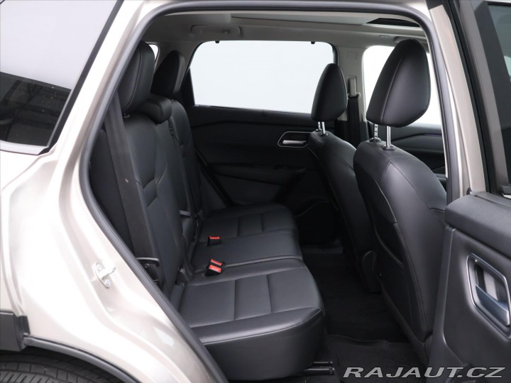 Nissan X-Trail 1,5 e-Power 4WD Tekna CZ 2025