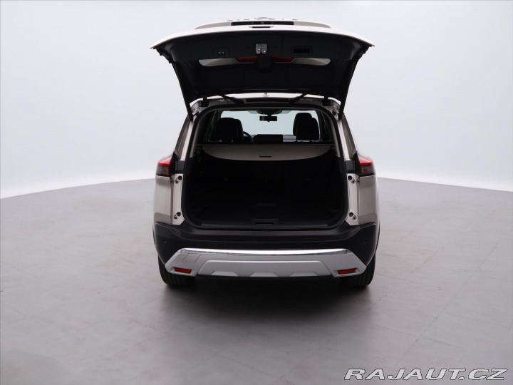 Nissan X-Trail 1,5 e-Power 4WD Tekna CZ 2025