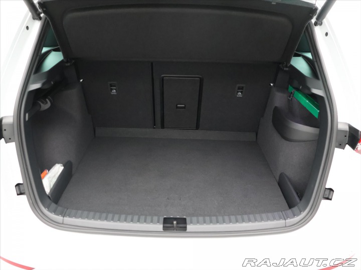 Škoda Karoq 2,0 TDI Sportline 4x4 DSG 2025