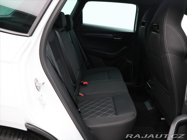 Škoda Karoq 2,0 TDI Sportline 4x4 DSG 2025