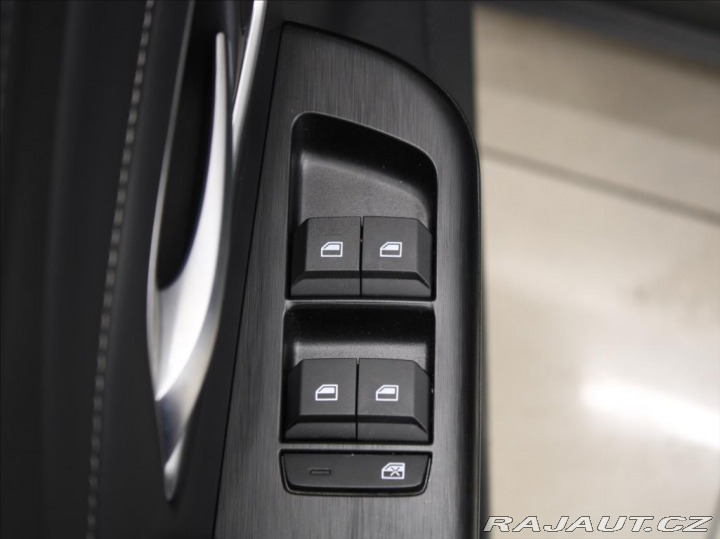 MG ZS 1,5 Hybrid+ Exclusive 15t 2025