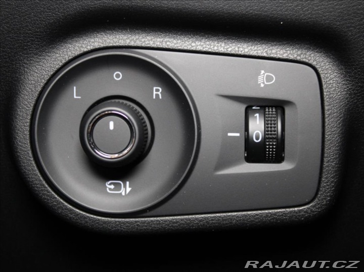 MG ZS 1,5 Hybrid+ Exclusive 15t 2025