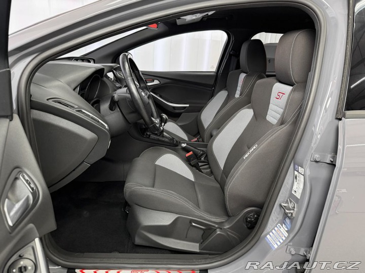Ford Focus 2.0L 184KW ECOBOOST ST, R 2018