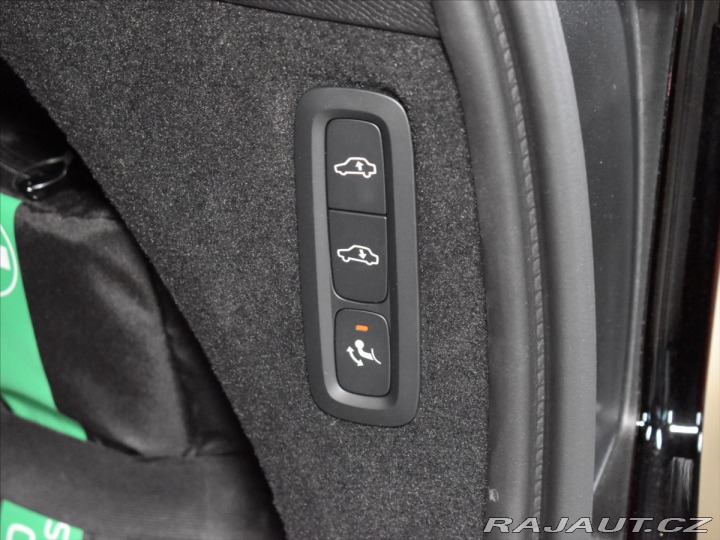 Volvo XC90 2,0 T8 AWD Ultra B&W, 2026
