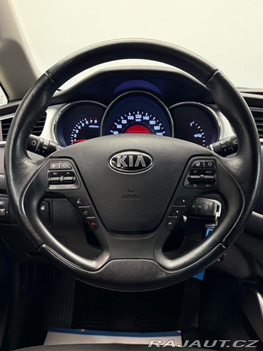 Kia Ostatní modely Ceed SW  Ceed SW 2. gen 1.6 GDi S 2018