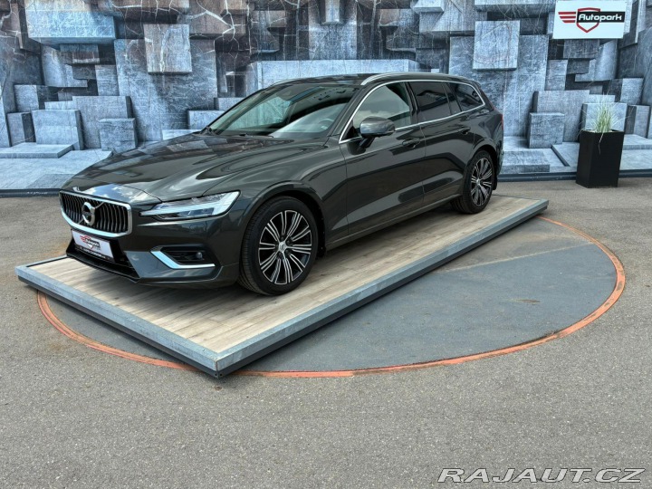 Volvo V60 2.0D,140KW,BLIS,ACC,MATRI 2020