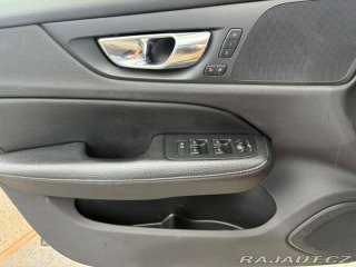 Volvo V60 2.0D,140KW,BLIS,ACC,MATRI 2020