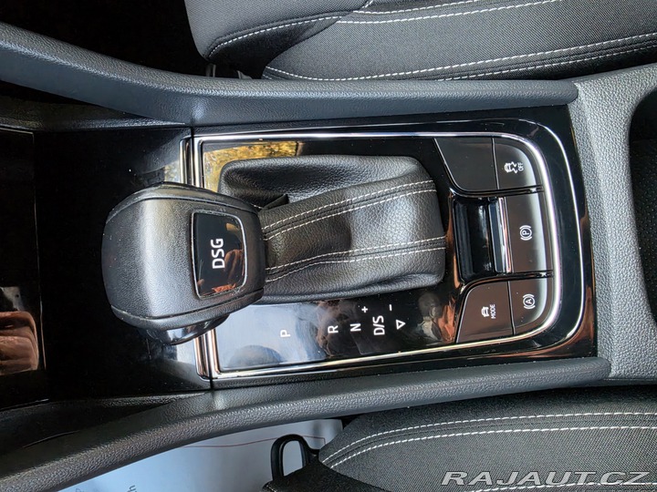 Škoda Karoq Karoq SPORTLINE 1.5 TSI 2020