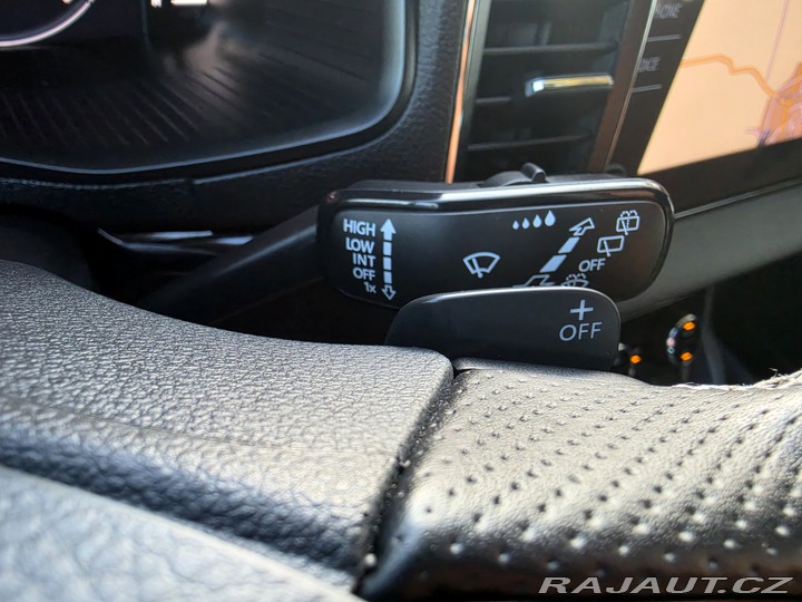Škoda Karoq Karoq SPORTLINE 1.5 TSI 2020