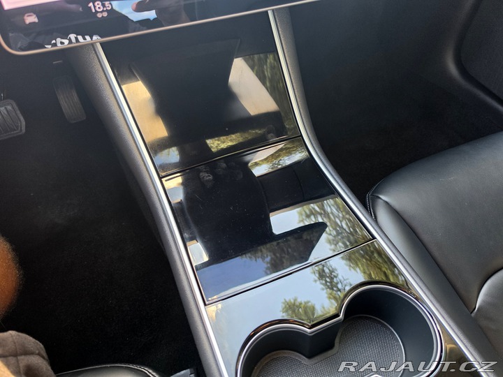 Tesla Model 3 Model 3 STANDARD RANGE PL 2020