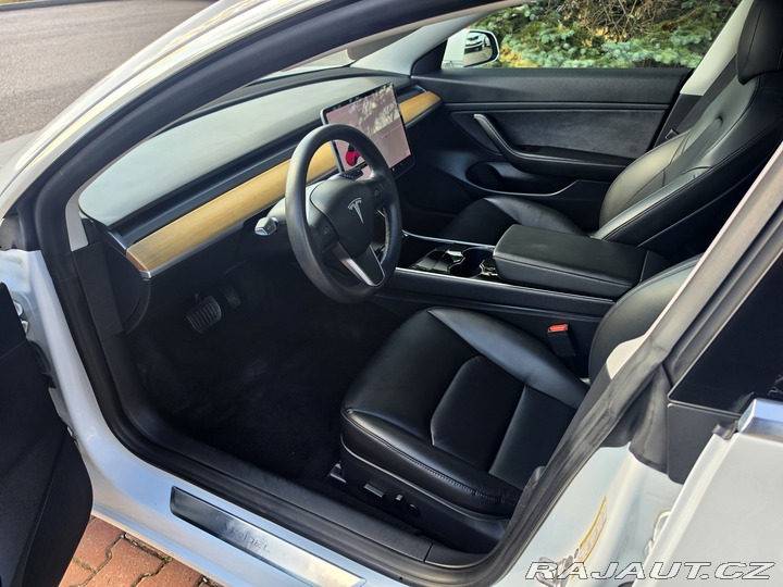 Tesla Model 3 Model 3 STANDARD RANGE PL 2020