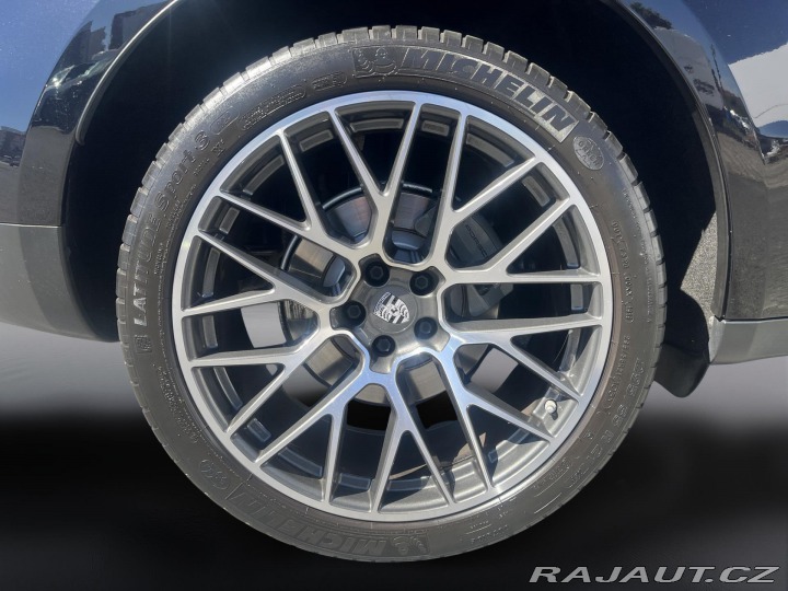 Porsche Macan S 2019