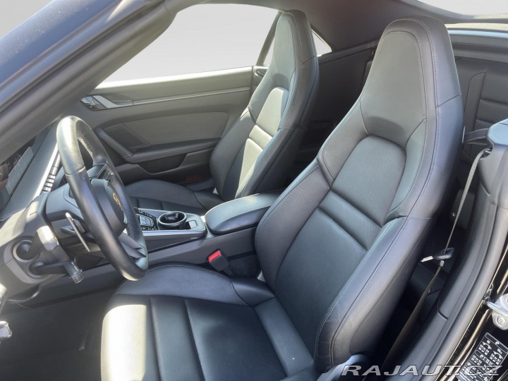 Porsche 911 Carrera 2020