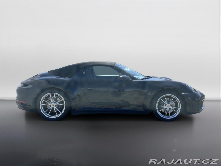 Porsche 911 Carrera 2020