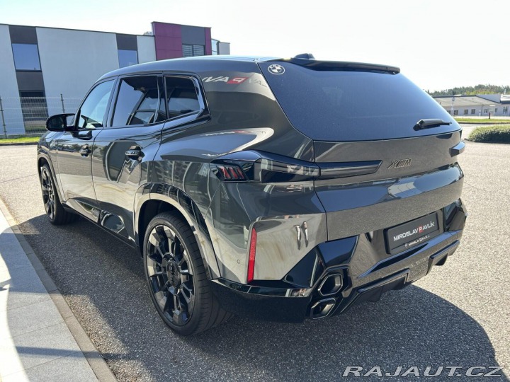 BMW XM 4.4 V8 ZÁRUKA 2024